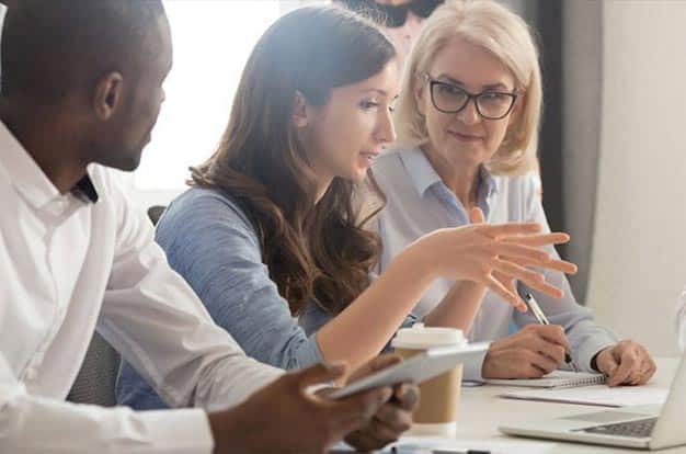 Why-Does-Your-Business-Need-an-Expert-Consultant-3