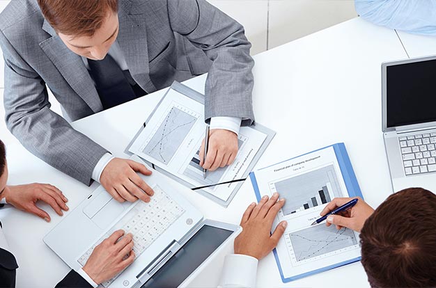 Why-Does-Your-Business-Need-an-Expert-Consultant-4